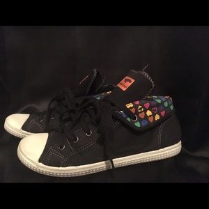Rocket Dog Sneakers Black w. Multicolor hearts