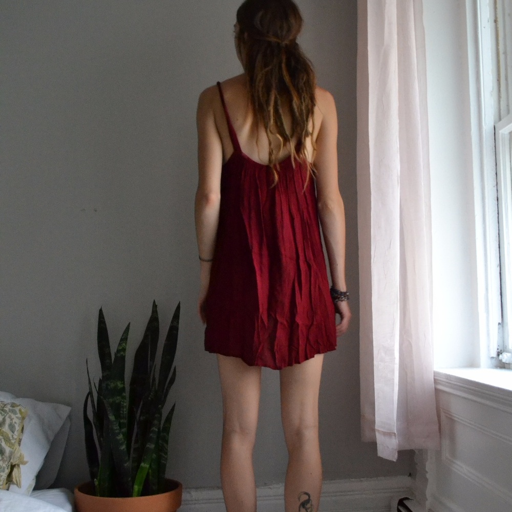 SOLD! Burgundy and Gold Embroidered Boho / - Picture 3 of 5