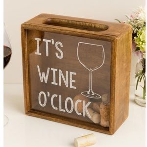 NWT IT'S WINE O' CLOCK WOOD CORK SHADOW BOX 🍷