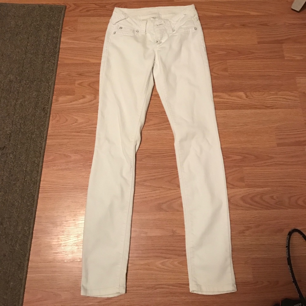 MAURICES SKINNY PANTS