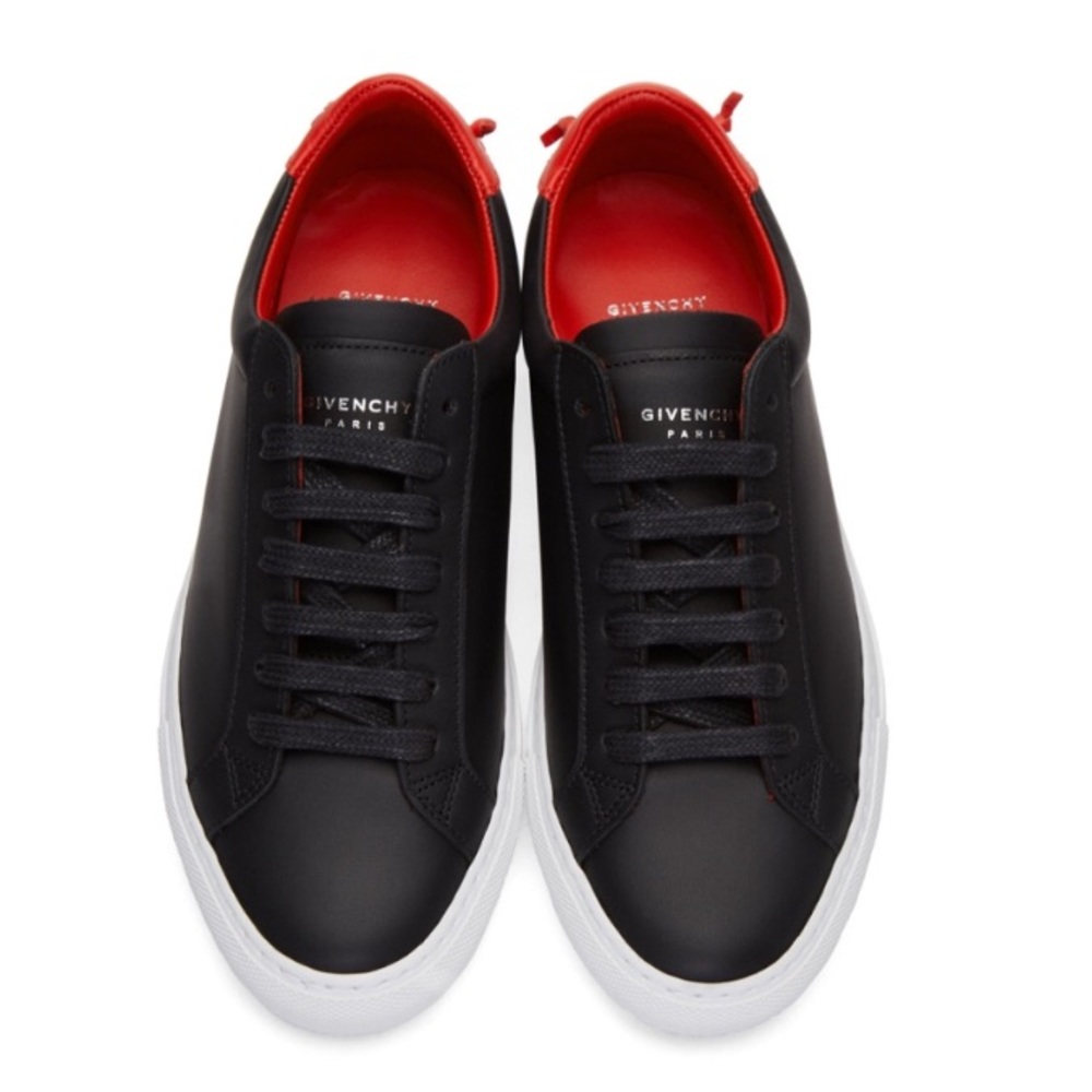 Brand New Givenchy Black Urban Knots Sneaker