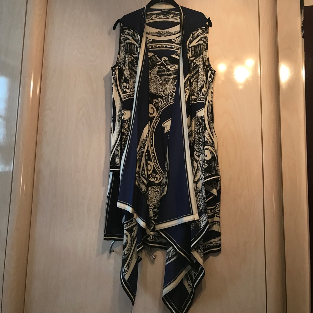 DKNY pure silk drees, size L, mint condition.