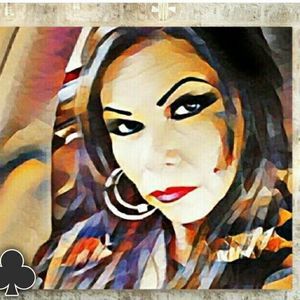 Meet your Posher, Debbie