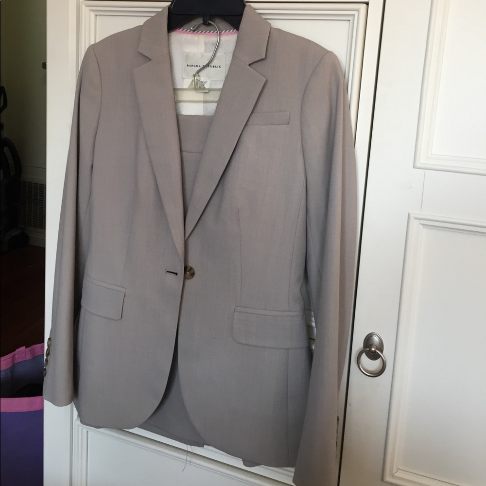 Grey banana republic suit
