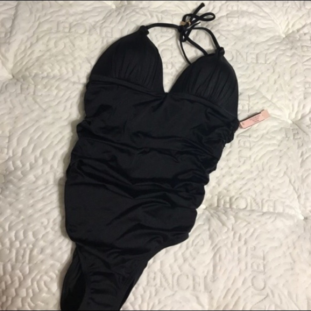 NWT Victoria's Secret bathing suit