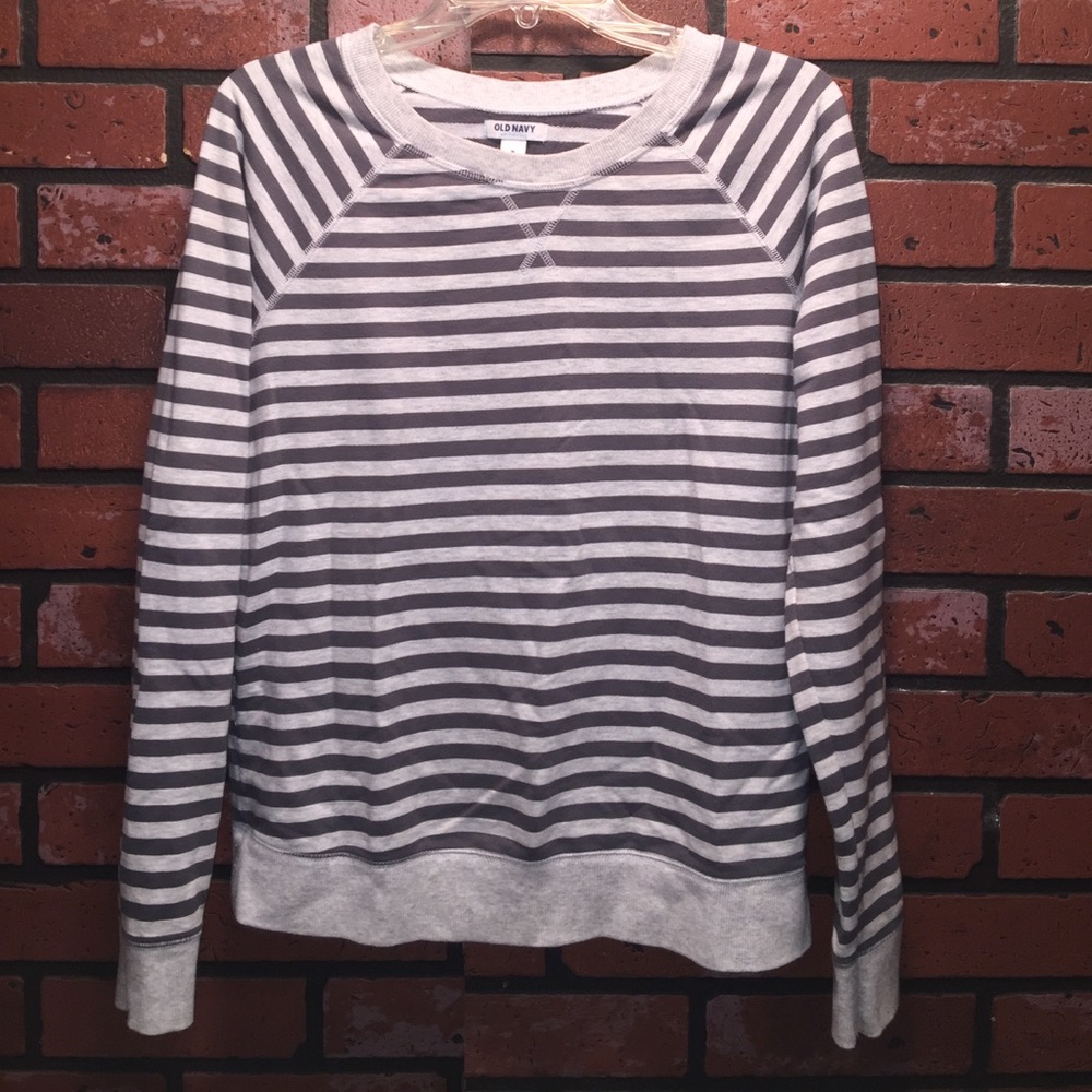 Old Navy pullover sweater