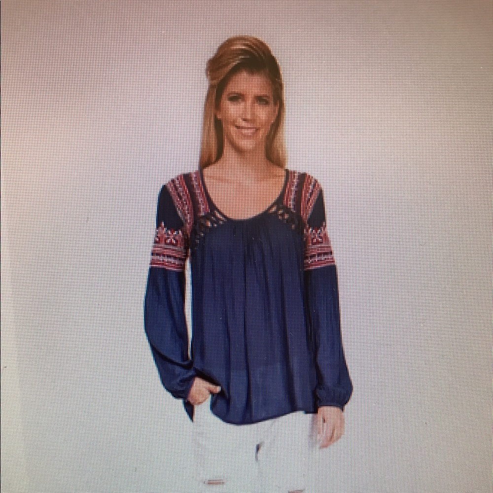 Boutique find! Lattice Market Blouse.