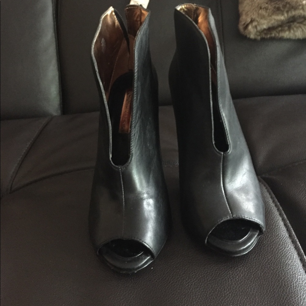 Summer and fall shoes BCBG Maxazria 7 1/2!