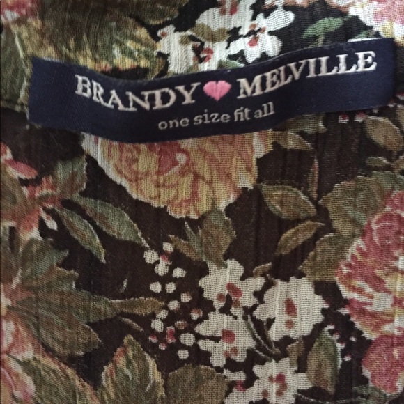 Floral long sleeve blouse. - Picture 2 of 3