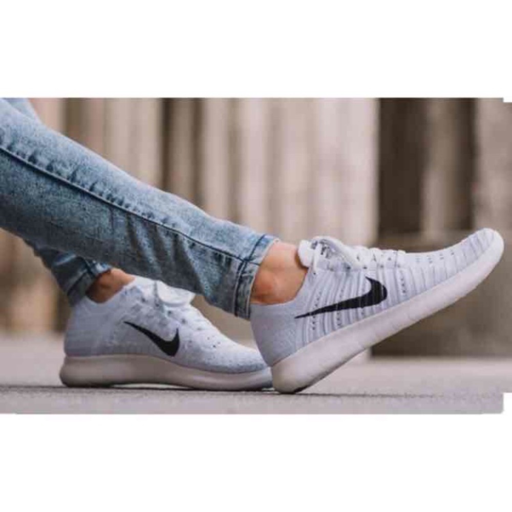 NWT Nike free rn flyknit white