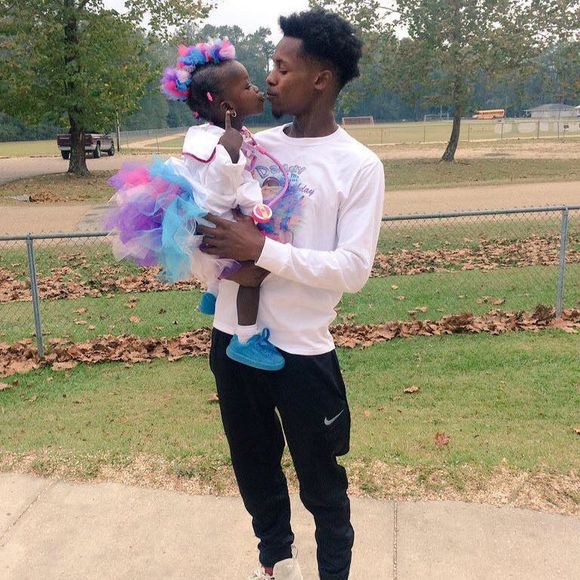 Meet your Posher, Skylar - Picture 1 of 1