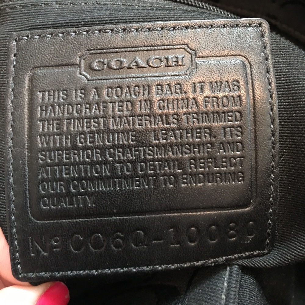 Authentic Large Coach Tote - Picture 4 of 6