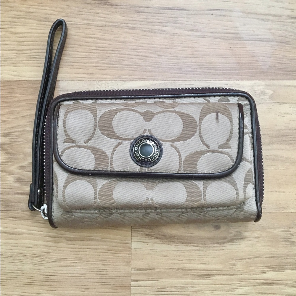 Coach Logo iPhone Wristlet
