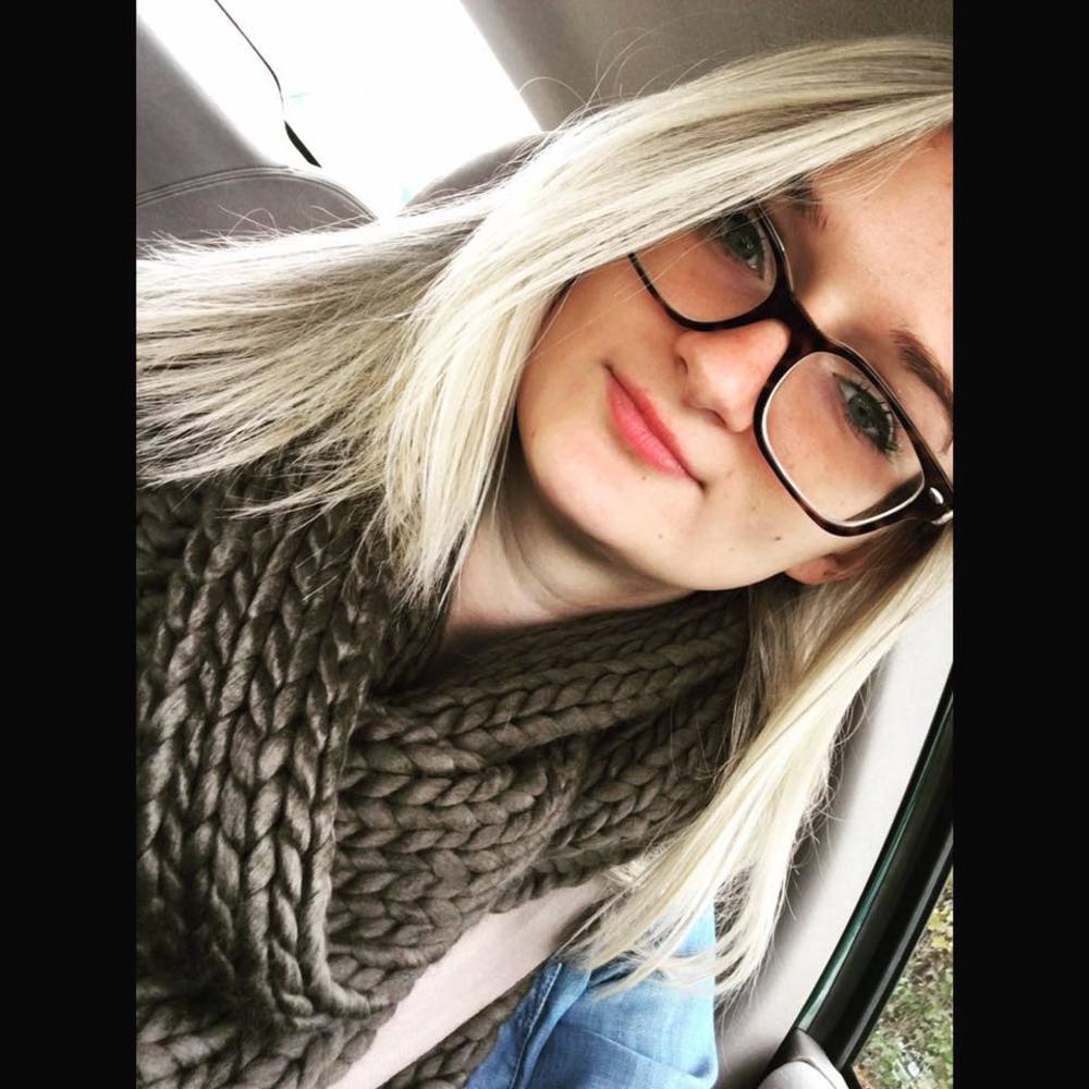 Meet your Posher, Lauren