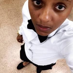 Meet your Posher, Mia