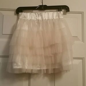 Cream tulle mini skirt