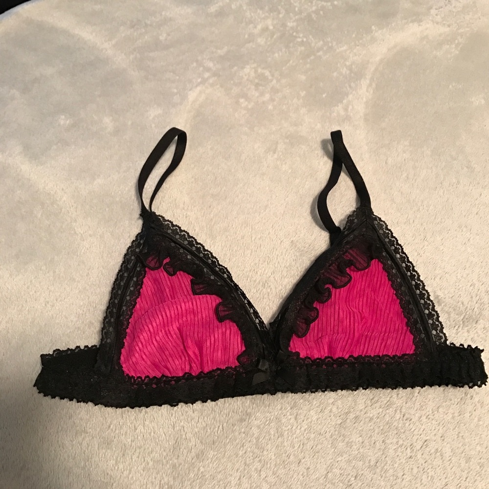 Fredrerick's of Hollywood Bra💥