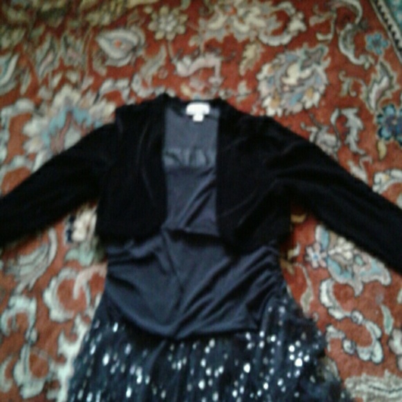 Dress - Picture 4 of 5