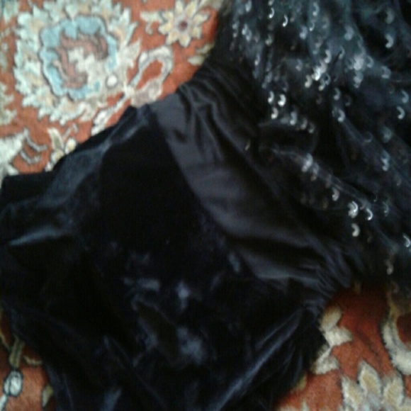 Dress - Picture 5 of 5