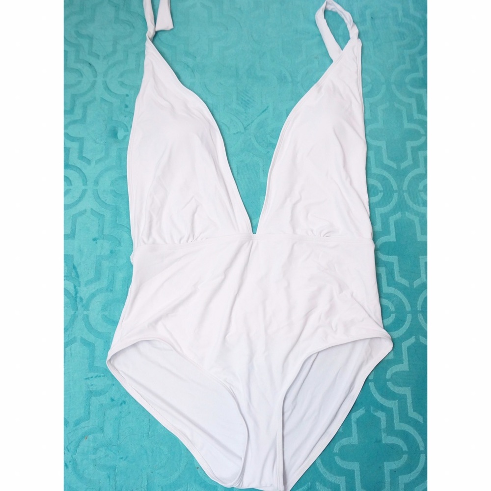 Open Back Halter One Piece Swimsuit - Picture 3 of 3