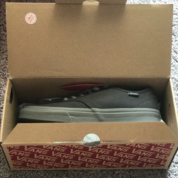 Lace up gray vans - Picture 2 of 3