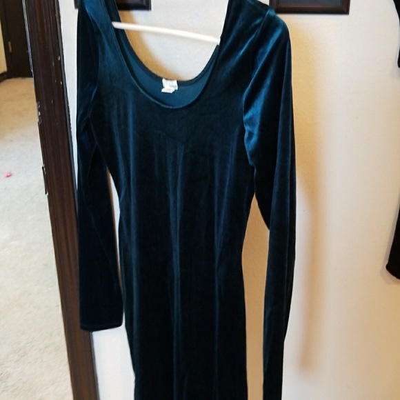 💖Garage brand velvet dress gorgeous - Picture 3 of 4
