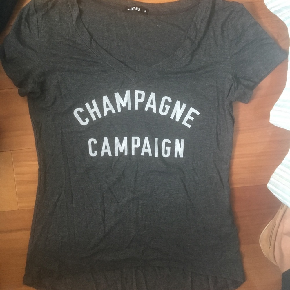 Champagne campaign t shirt. Size medium