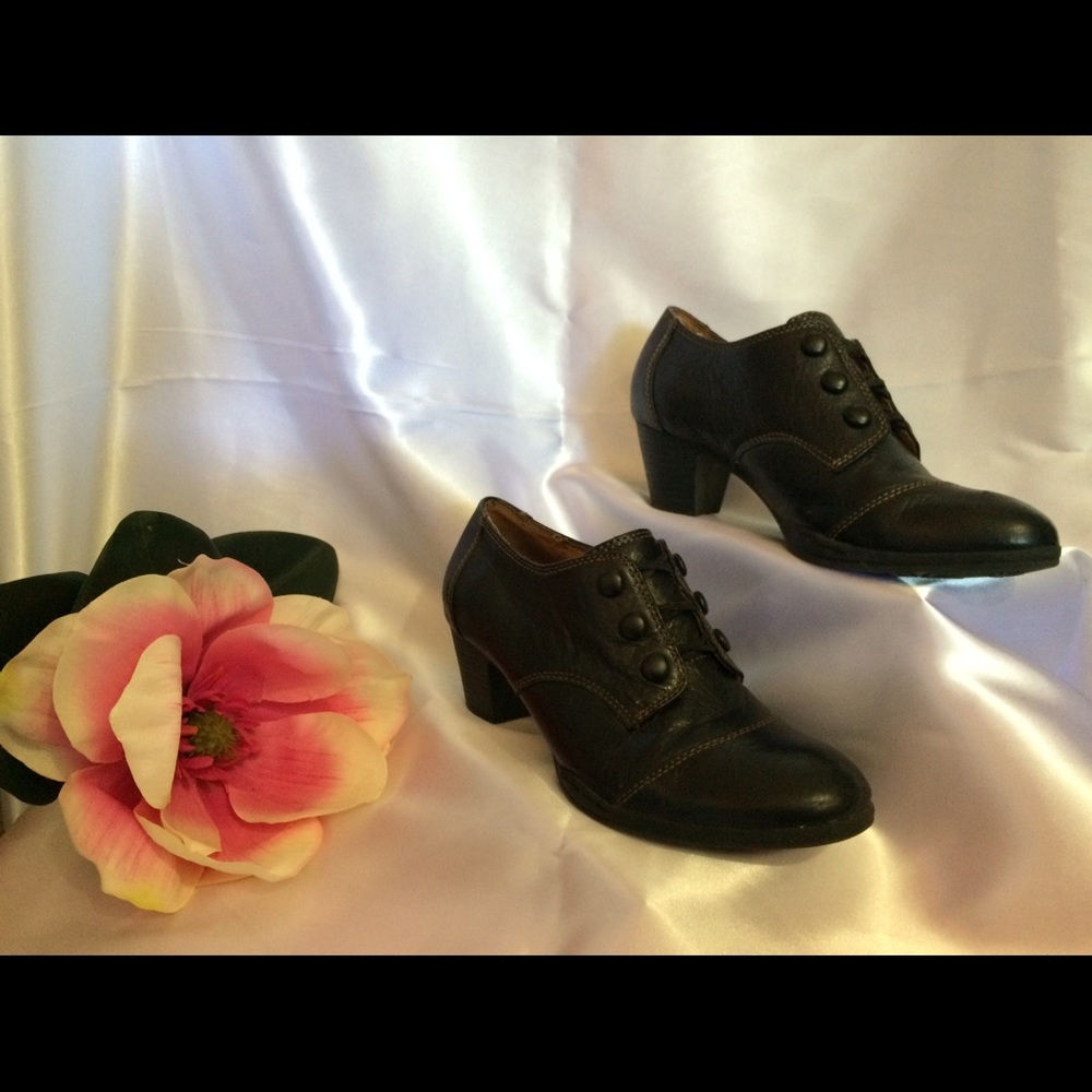 Montana black mini heels