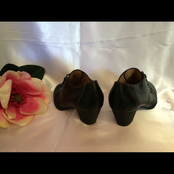 Montana black mini heels - Picture 2 of 5