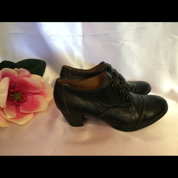 Montana black mini heels - Picture 3 of 5