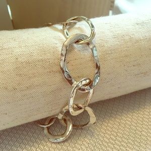 ⭕️HOLD⭕️ Chloe+Isabel Organic Link Toggle Bracelet