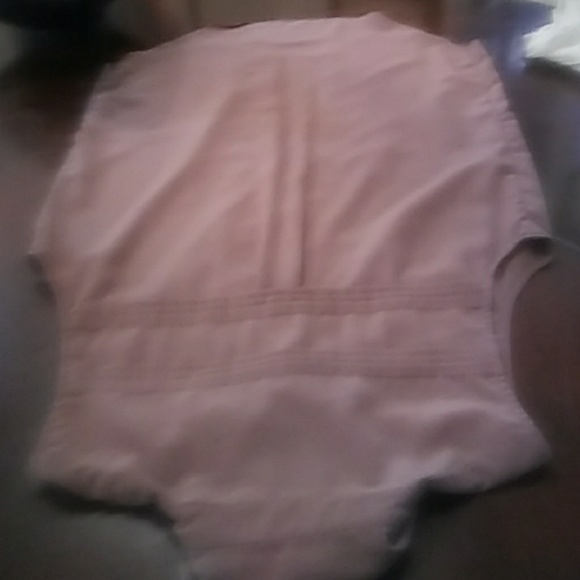 Top - Picture 4 of 4