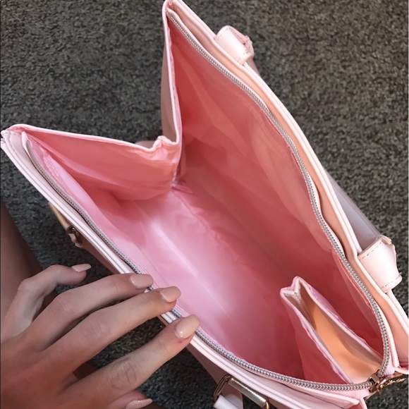 Juicy Couture baby pink handbag - Picture 4 of 4