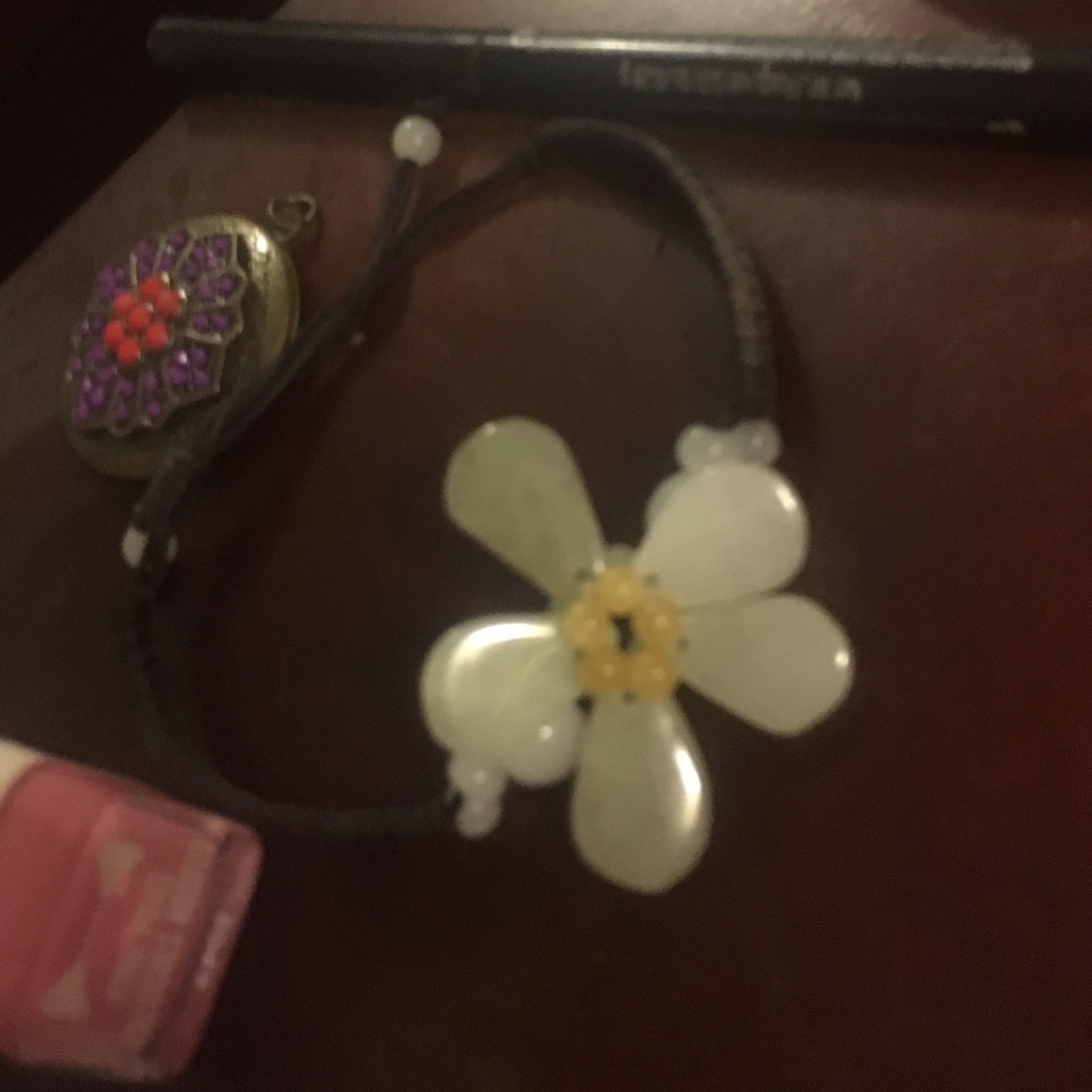 🆕Adjustable handmade flower bracelet