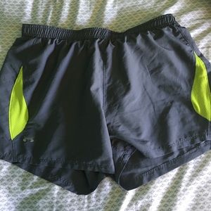 Under armour Gray shorts