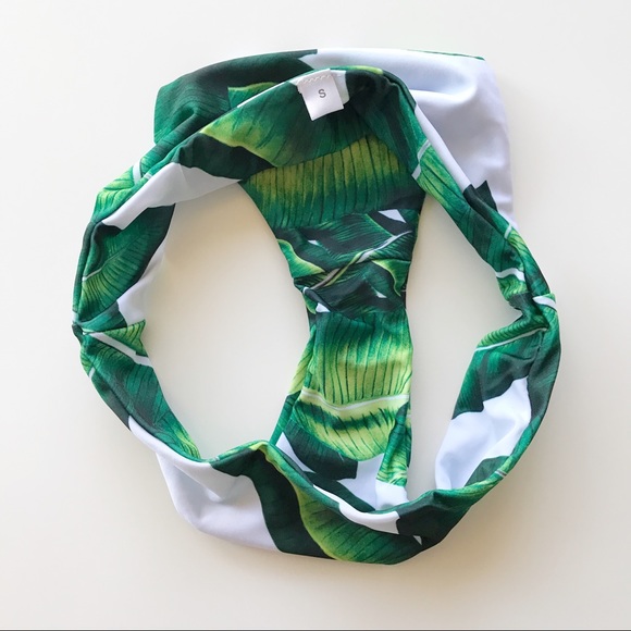 Banana Leaf / Palm Print Bikinis - Picture 5 of 8