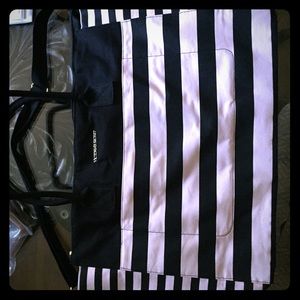 💕 Pink and Black Striped Victoria's Secret bag🖤