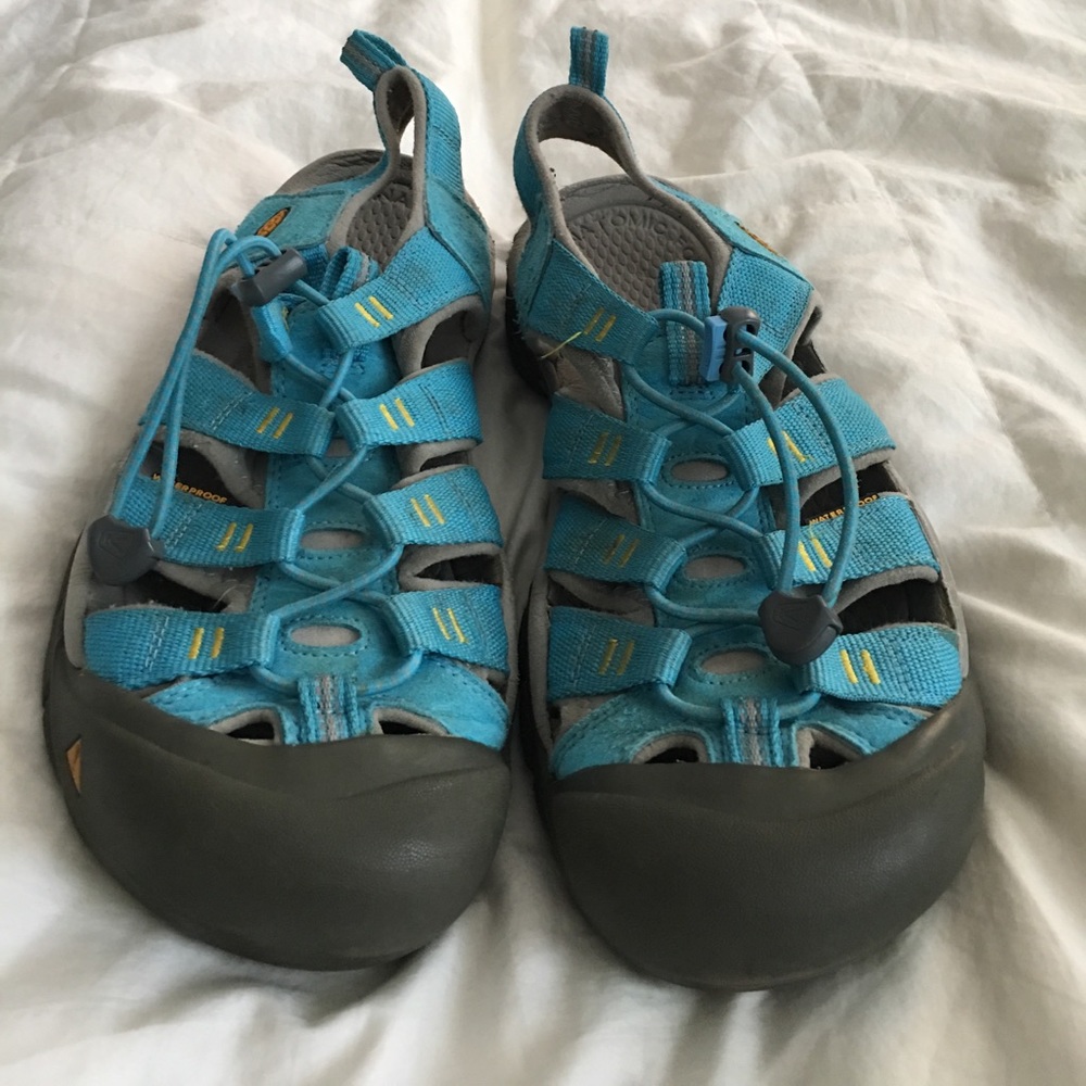 Keens - Picture 4 of 5