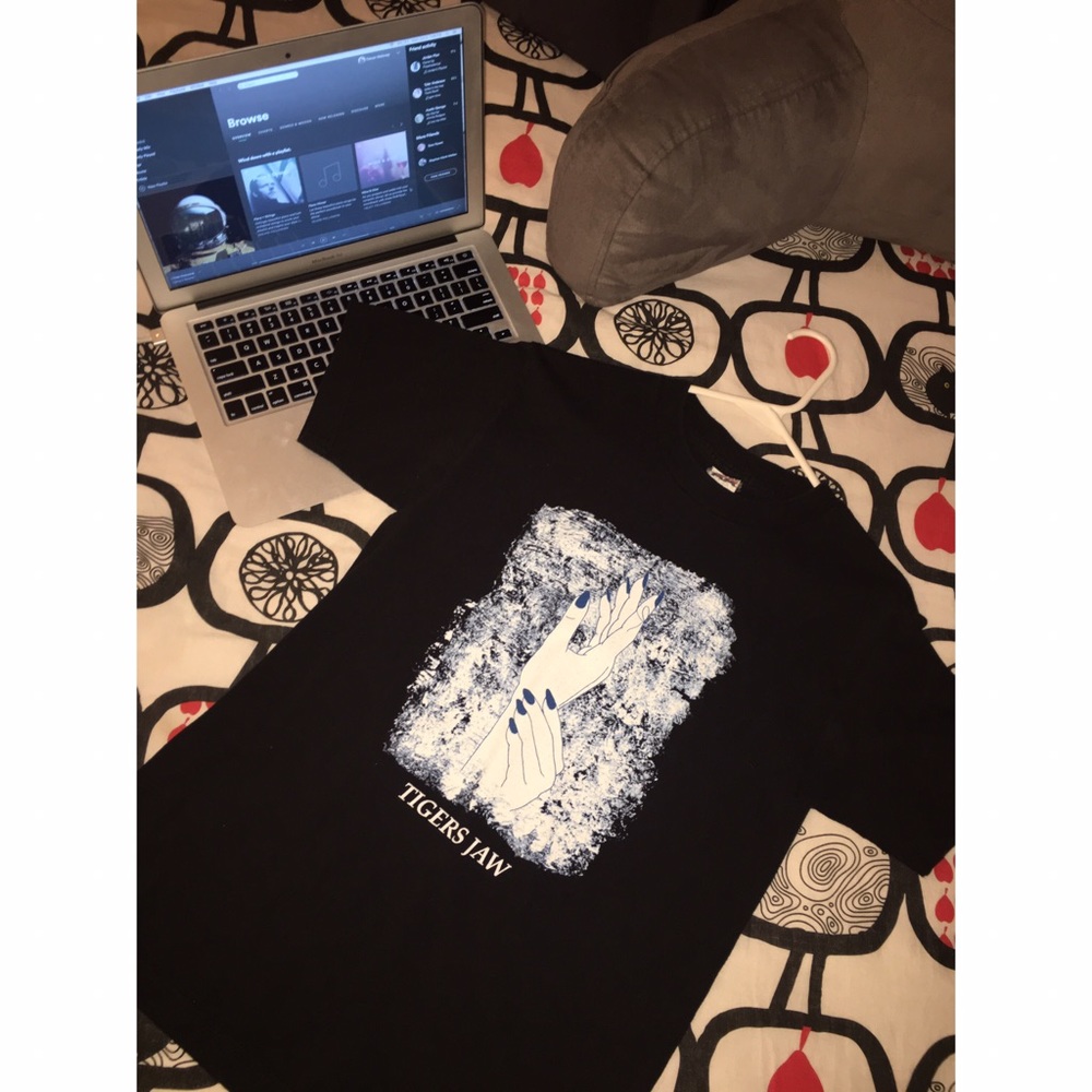 tigers jaw band tee