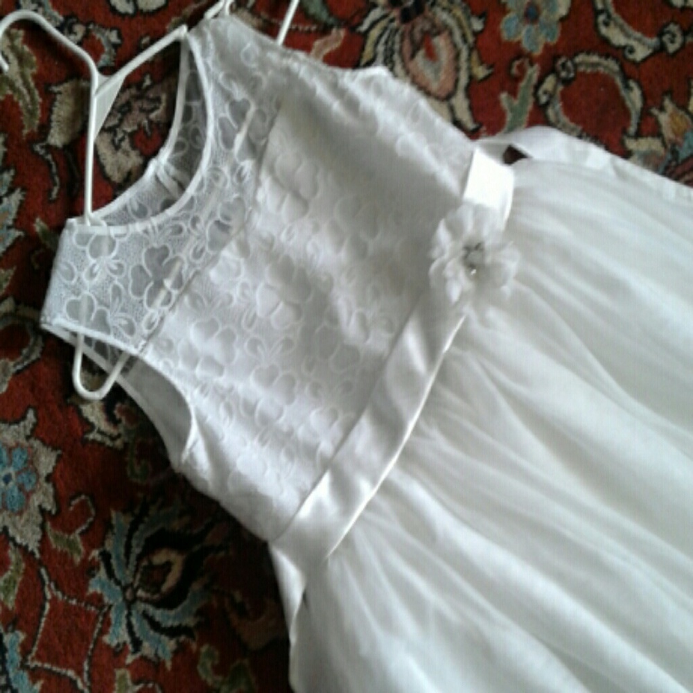 Dress - Picture 3 of 7