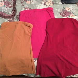 Bundle of strapless tanks