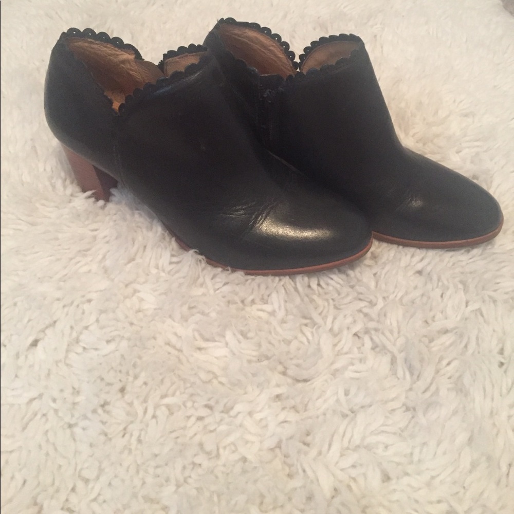 Jack Rogers Black Leather Ankle Boots