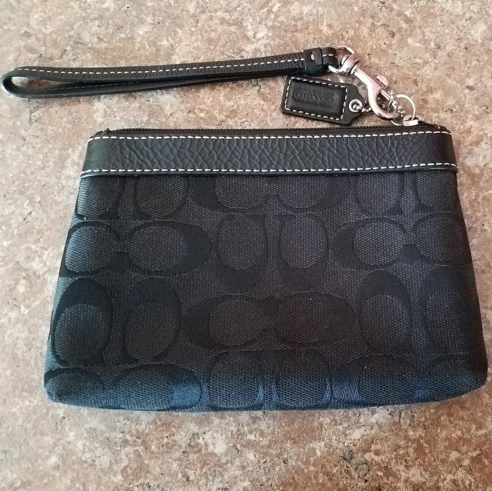 Mini Wristlet