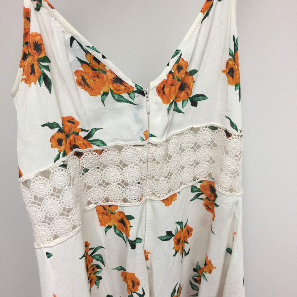 Romper - Picture 4 of 4