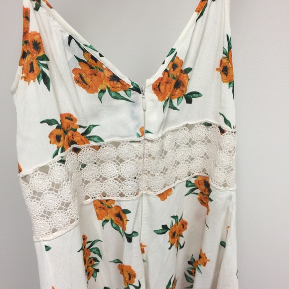 Romper - Picture 4 of 4