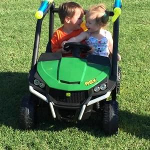 Meet your Posher, Kim