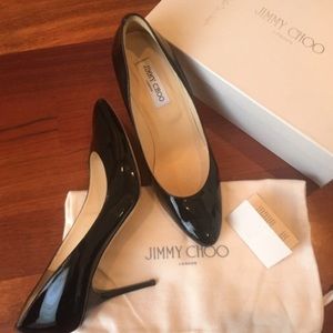 👠FLASH SALE: Jimmy Choo "Gilbert" Pumps