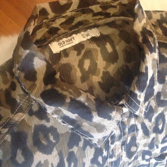 Sheer button down - Picture 2 of 2