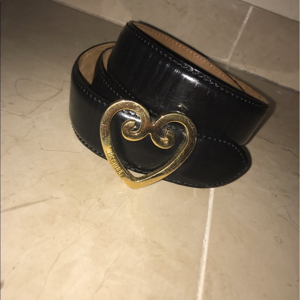 Moschino heart belt