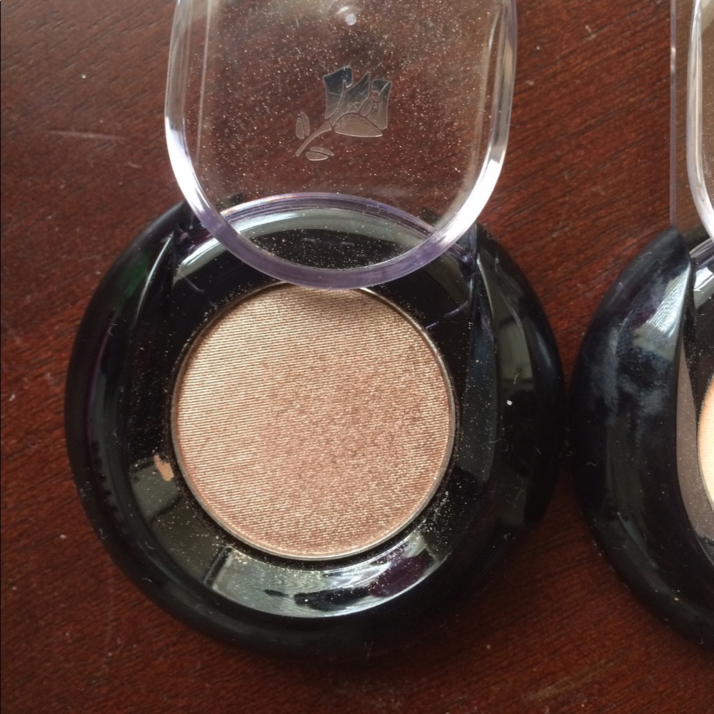 Lancome single eyeshadows - Picture 2 of 5